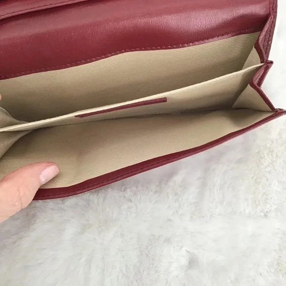 Talbots Women’s Leather Classic Red Long Contentinal Wallet - Picture 7 of 8